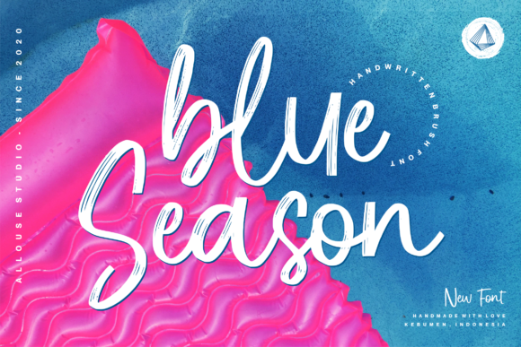Blue Season Font for Creative Makers